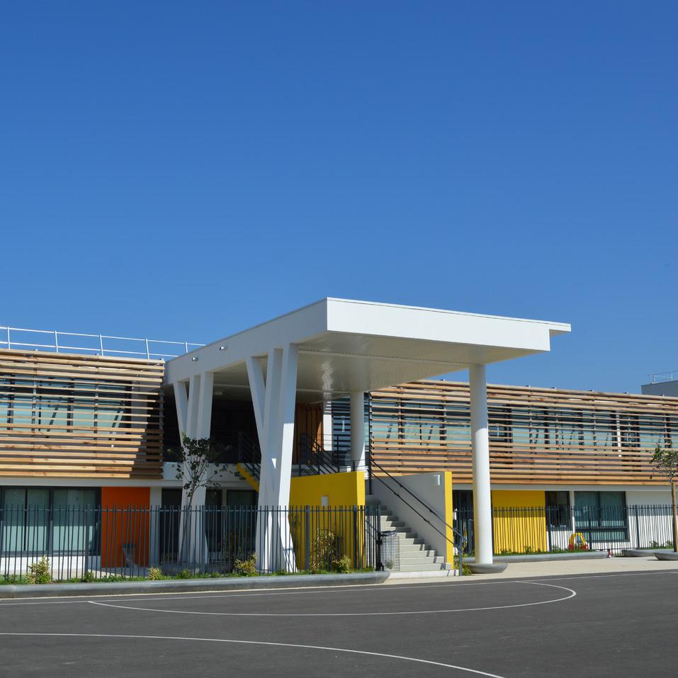 GROUPE SCOLAIRE - Châteaneuf les Martigues